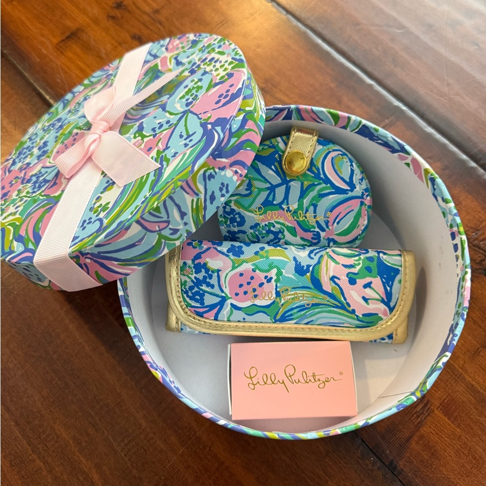 Lilly Pulitzer Floral Beauty Set